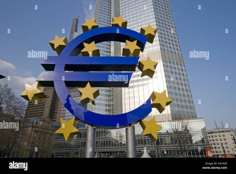 banca centrale europea edificio con simbolo euro