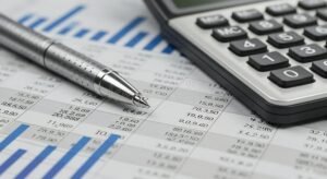 Come Calcolare Gli Interessi Nel Ravvedimento Operoso 41 calcolatrice e penna su fogli finanziari