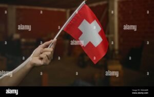 casa in ristrutturazione con bandiera nazionale