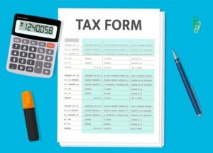 Come Compilare Correttamente Le Detrazioni d’Imposta Nella Dichiarazione 1 modello fiscale con calcolatrice e penna