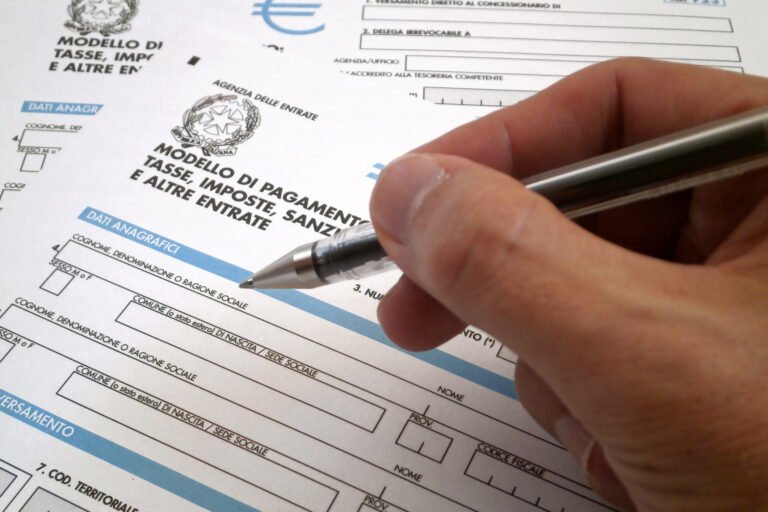 Come si Compila l’F24 per Partita IVA Forfettaria in Modo Corretto
