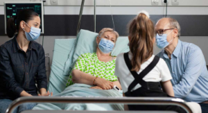 persona che riceve supporto medico e assistenza