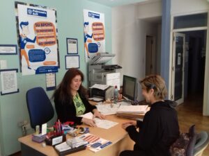 ufficio patronato acli con assistenti al lavoro 1